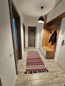Cozy & Woody Apartment