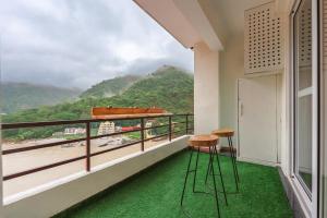 ALOHA On The Ganges 2BHK Ganga Facing 304