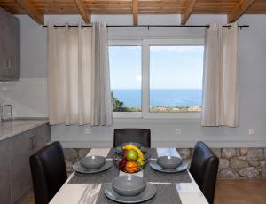 Emilias Guest House with Sea View Balcony, Stoupa
