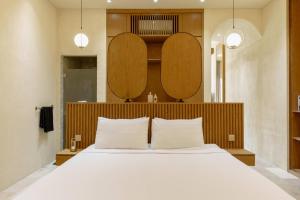 Private Jacuzzi · Boutique Villa · Berawa Canggu