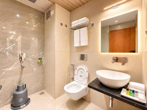 Sukanya Elite Puri - New Luxurious stay near Blue Flag beach withAC Room, Free Parking & Restaurant