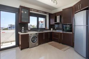 Sea View Apartment