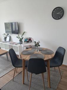Radnóti Apartman Győr
