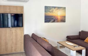 Gorgeous Apartment In Opric