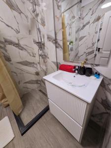 WaterFront Luxury Studio - New Stefan Promenada Mamaia Nord langa plaja