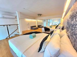 Club Ultima Huge 79 Sqm Loft Unit 100Mbps - 1703