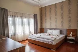 Trieu Khang Hotel gần sân bay Cam Ranh near Cam Ranh Airport - 金兰