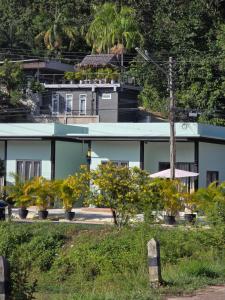 Tiffany Villa 2