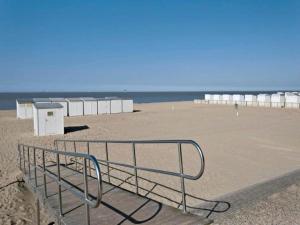 Duplex at Albert Beach with Stunning Sea Views