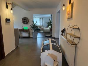 Harmony House Vera Lux