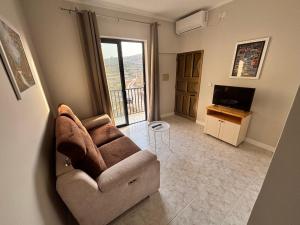 Seafront 2BR Apartment Xwejni bay