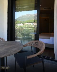 Elmares Hotel