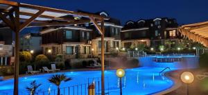 Complex Lilia