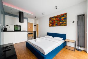 Warsaw Soho Lifestyle Studio by BookingHost