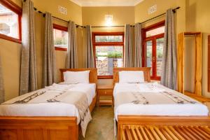 Chui hidden Lodge Karatu