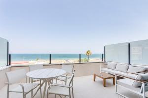 Skyline Grand Resort con Áticos Tríplex y Piscinas Privadas