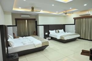 Kamath Yatri Nivas Plus