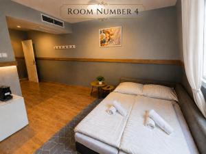 Castle Park Suites