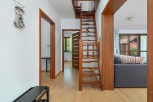 Amber House with a Garden and Terrace in Rusinowo by Noclegi Renters