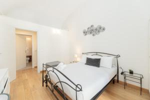 Trilo 2BR Palazzo Reale