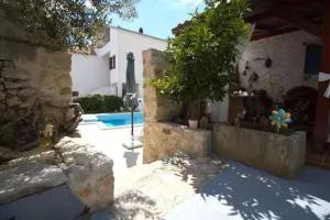 Charming Villa in Jezera with Private Pool