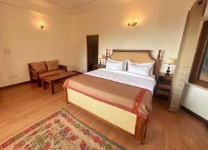 Camelot Cottages - Luxury 4BHK Villa in the Kasauli Hills