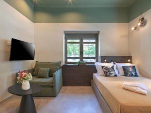 Omian Sapphire Residence Petralona & Rooftop