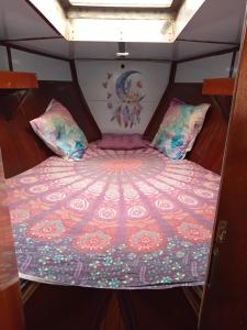 Sleep on a sailboat in magical Alvor Lagoon