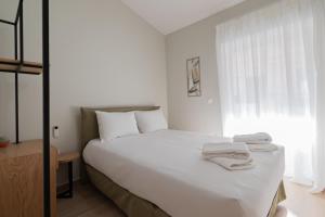 Sea Whisper Apartment by RentalsPro - Pefkohori Halkidiki