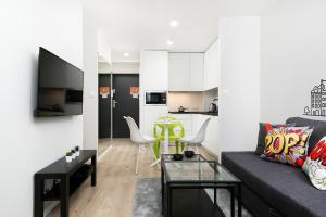 Modern Studio in the Center Close to the Metro by Noclegi Renters