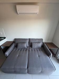 Moderno departamento con piscina con vista al río