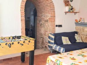 Cozy Apartment in a Traditional Tuscan Stone Farmhouse