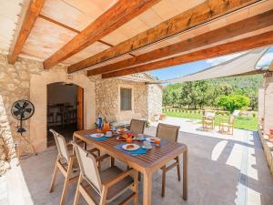 Rural Majorcan Country Villa with Pool