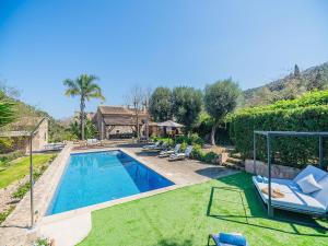 Historic Villa with Mountain Views, Mallorca