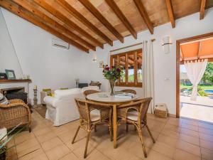 Idyllic Country Getaway for 2