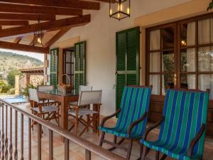 Tranquil Pollensa Villa for 5