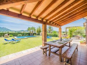 Rustic Majorcan Country House with Pool