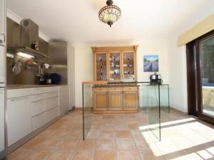 Majorcan Mountain View Villa for 8