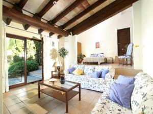 Majorcan Mountain View Villa for 8