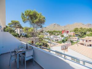 Beachside Home with Shared Pool, Cala Molins