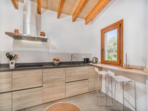 Cosy 2-Bed Villa with Pool, Pollença