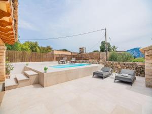 Cosy 2-Bed Villa with Pool, Pollença