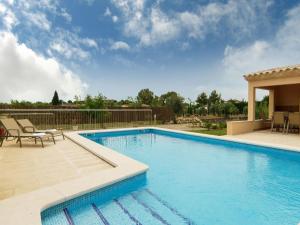 Modern Rustic Country Villa with Pool