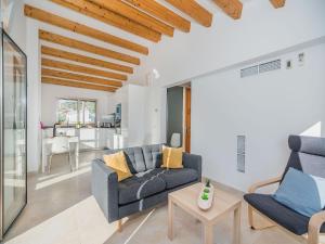 Beachfront Villa with Pool, Puerto Pollença