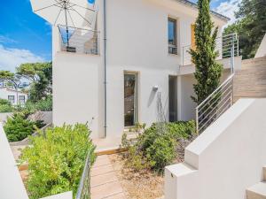 Seaside Escape in Cala Sant Vicenç