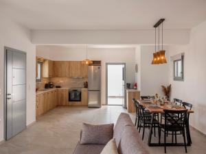 Golden Horizon House