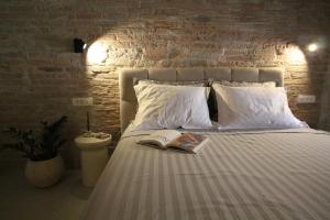 Almara stone house