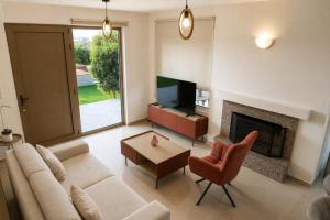 Olive & Raki Luxury Retreat