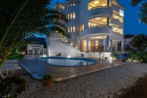Villa Ani