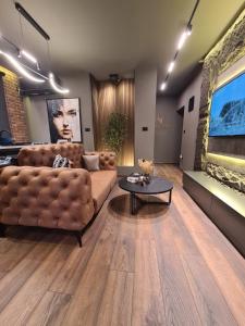 MOCCA Lux Suite